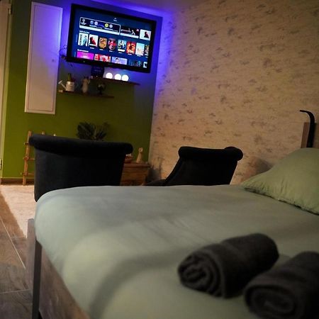 Appartement Nuit De La Sagesse "Jacuzzi Terrasse Et Parking Prive" à Rouen Extérieur photo