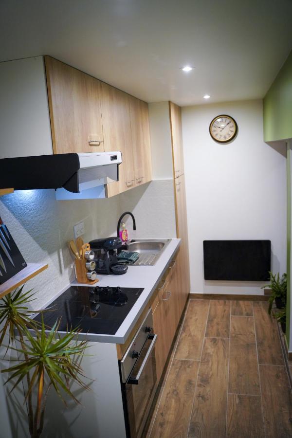 Appartement Nuit De La Sagesse "Jacuzzi Terrasse Et Parking Prive" à Rouen Extérieur photo