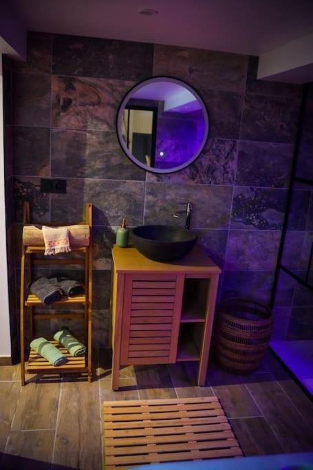 Appartement Nuit De La Sagesse "Jacuzzi Terrasse Et Parking Prive" à Rouen Extérieur photo